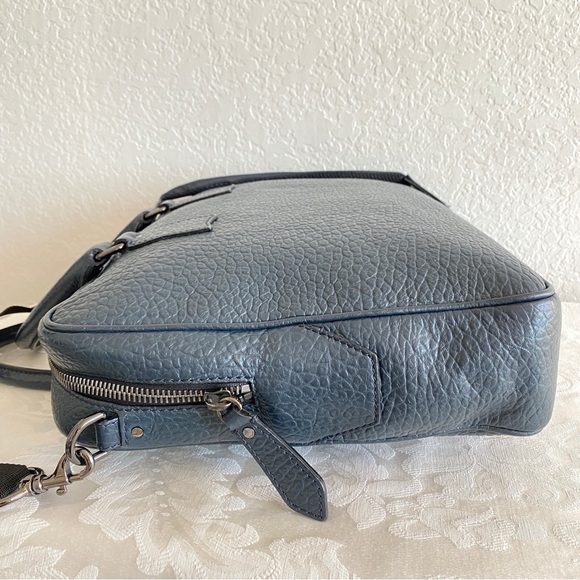 Burberry navy leather laptop bag - Picture 5 of 13